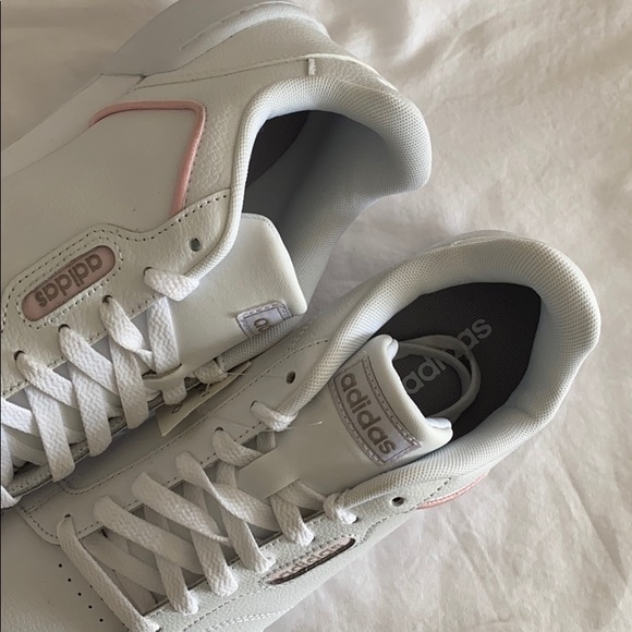 NWT adidas roguera white shoes - Picture 6 of 9